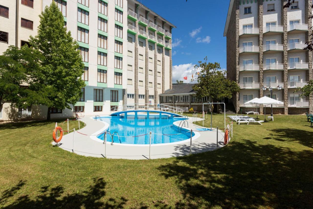 Gran Hotel De Jaca Exterior photo