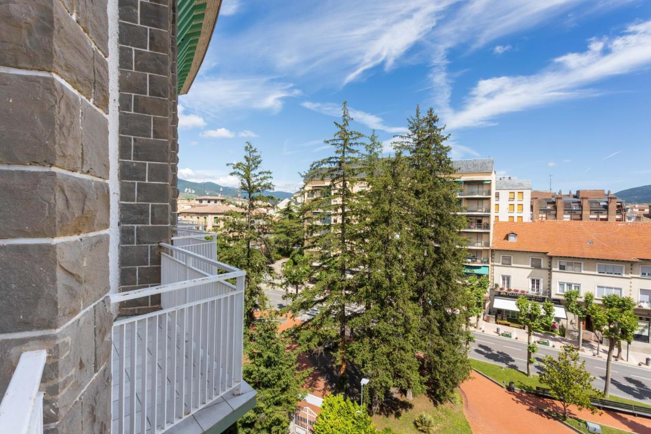 Gran Hotel De Jaca Exterior photo